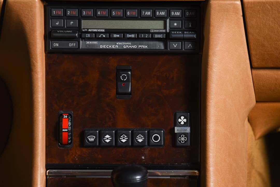 1989 Mercedes-Benz 560-Class 560 SL — photo 20
