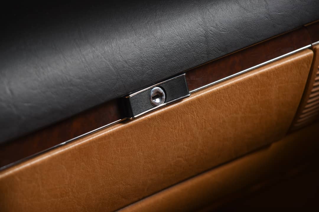 1989 Mercedes-Benz 560-Class 560 SL — photo 21