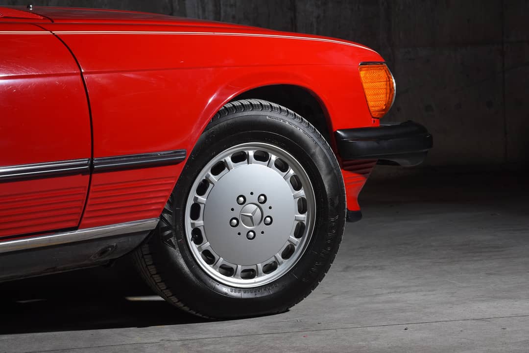 1989 Mercedes-Benz 560-Class 560 SL — photo 36