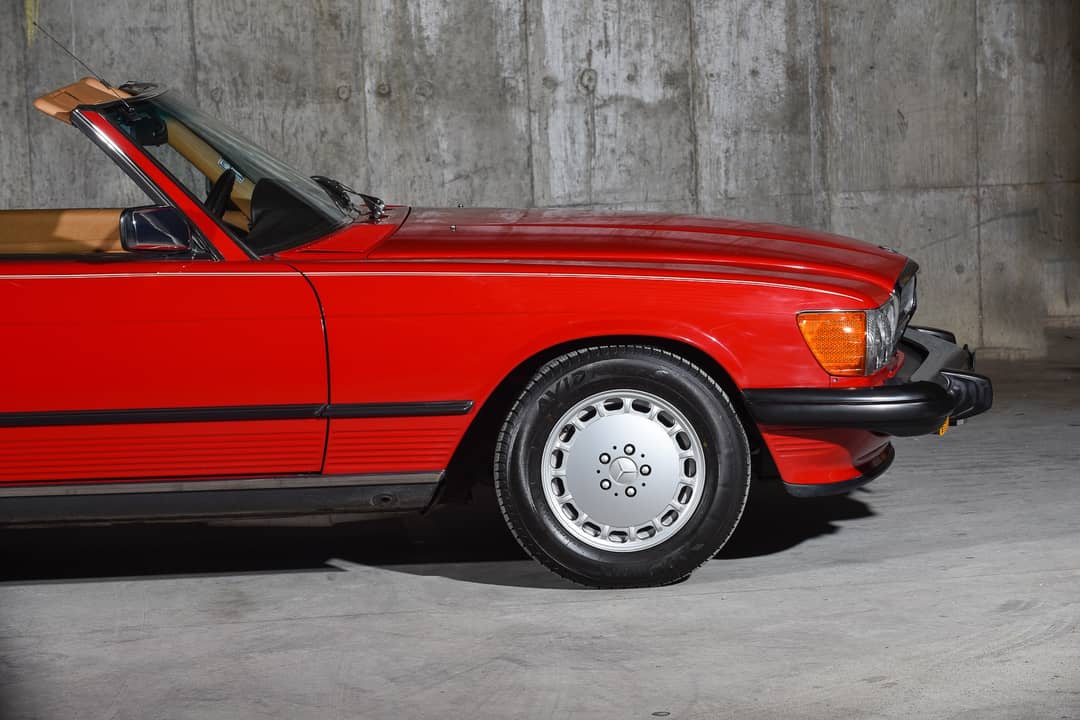 1989 Mercedes-Benz 560-Class 560 SL — photo 39