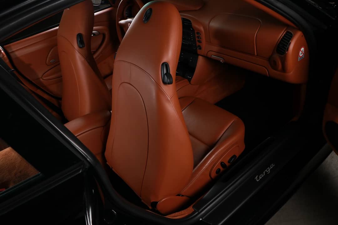 2002 Porsche 911 Targa — photo 36