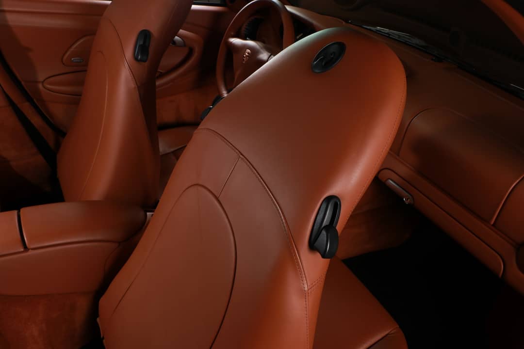 2002 Porsche 911 Targa — photo 38
