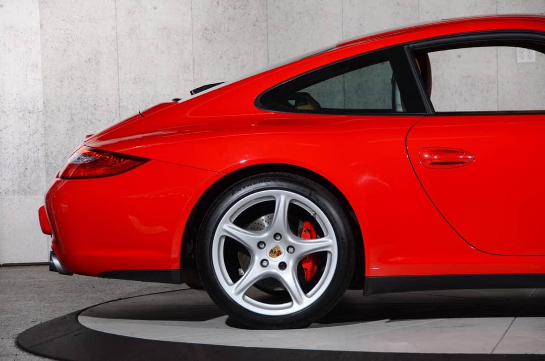 2010 Porsche 911 Carrera 4S — photo 2