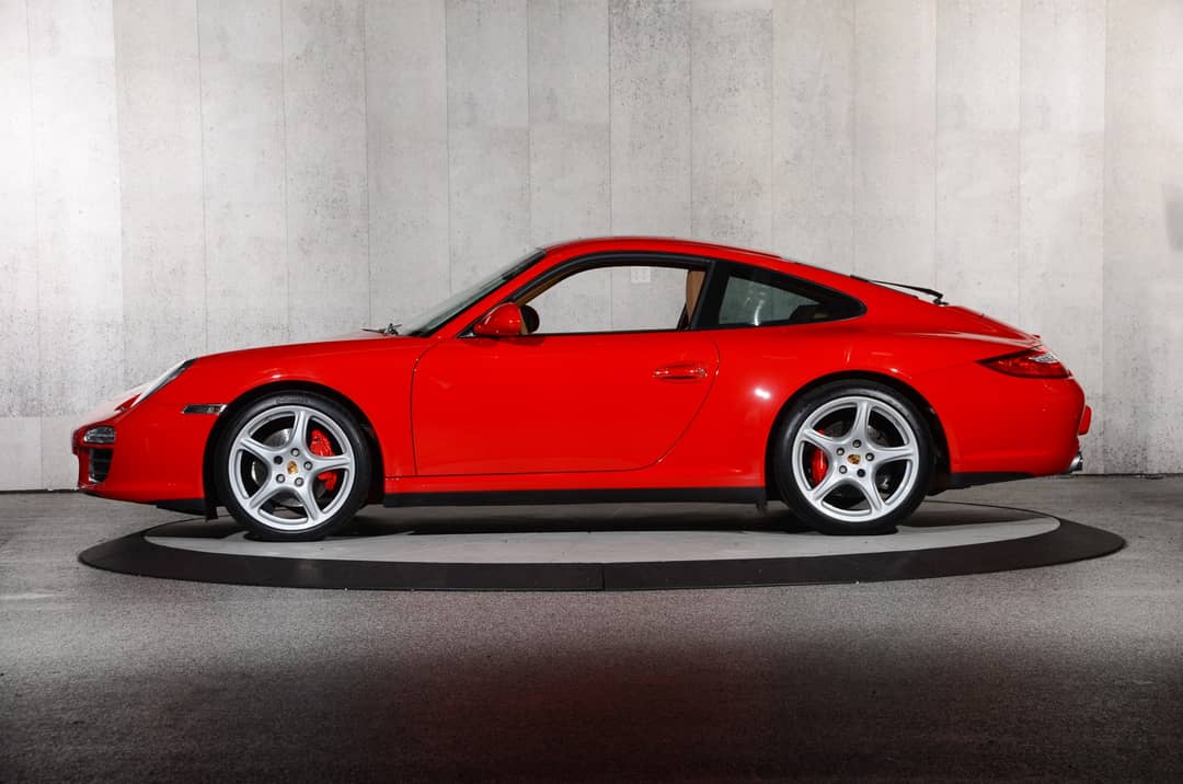 2010 Porsche 911 Carrera 4S — photo 14
