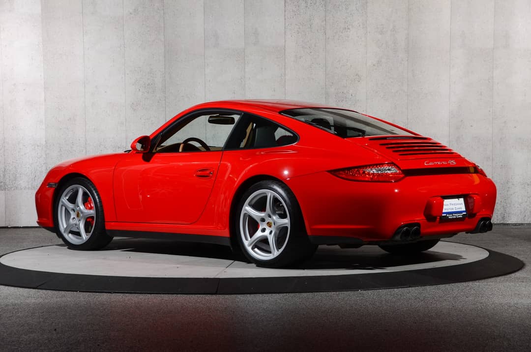 2010 Porsche 911 Carrera 4S — photo 17