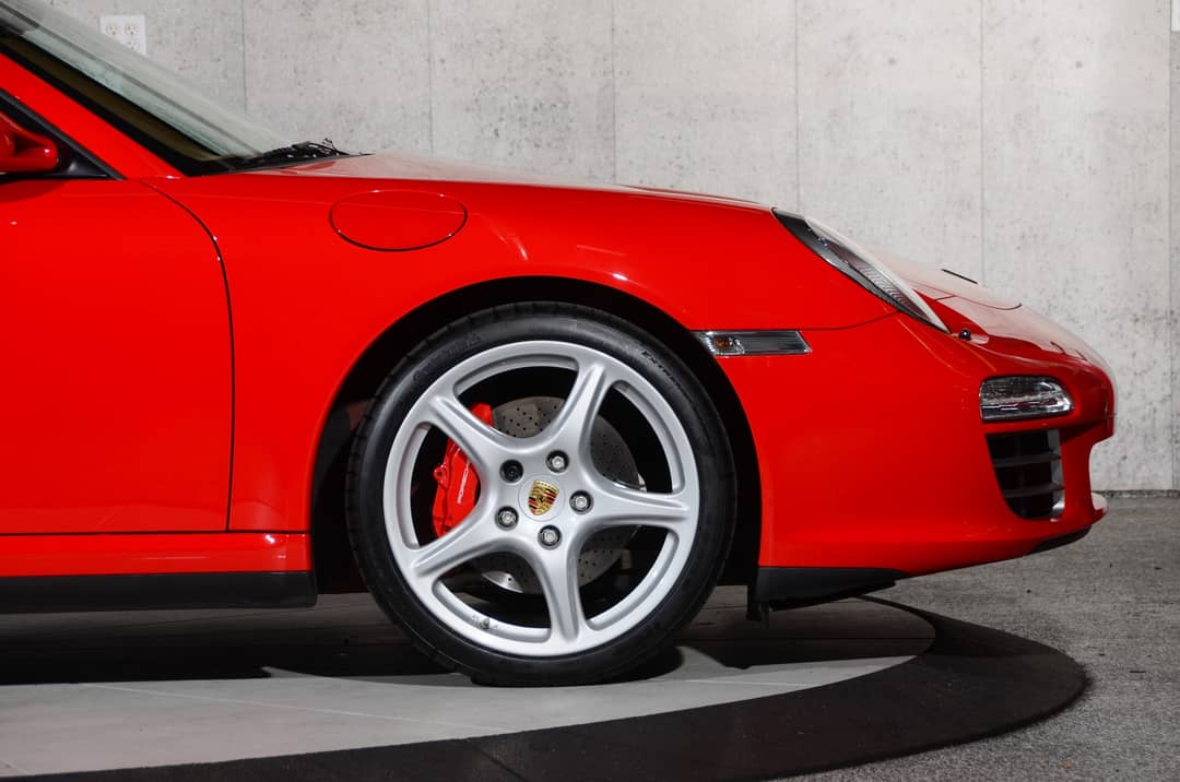 2010 Porsche 911 Carrera 4S — photo 3