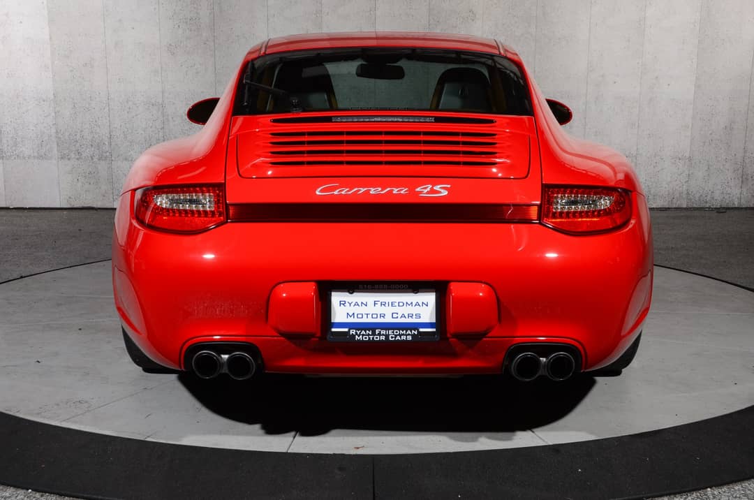 2010 Porsche 911 Carrera 4S — photo 21