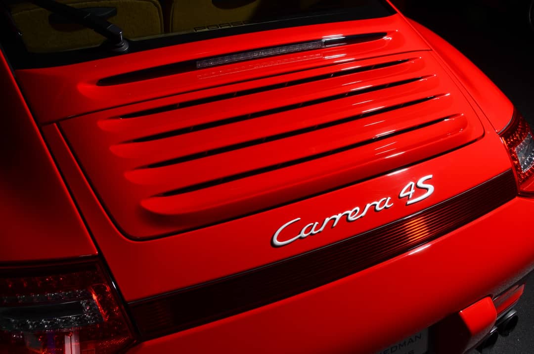 2010 Porsche 911 Carrera 4S — photo 23