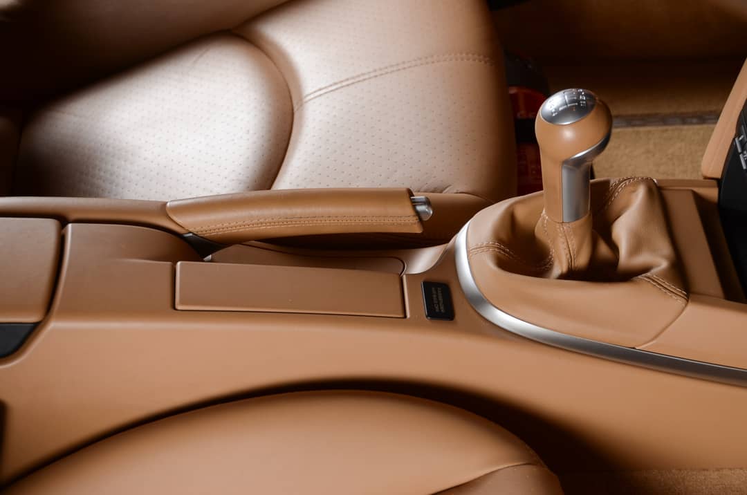 2010 Porsche 911 Carrera 4S — photo 30