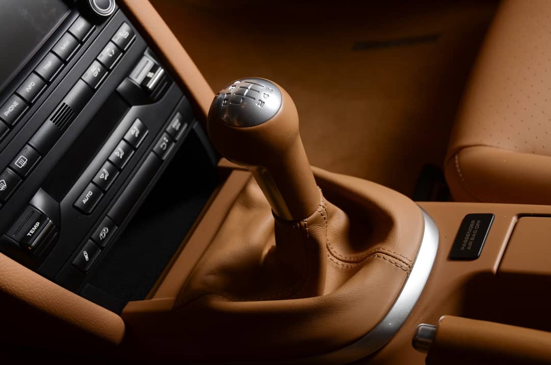 2010 Porsche 911 Carrera 4S — photo 36