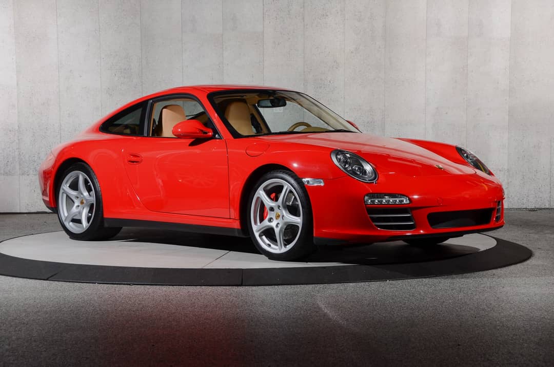 2010 Porsche 911 Carrera 4S — photo 5