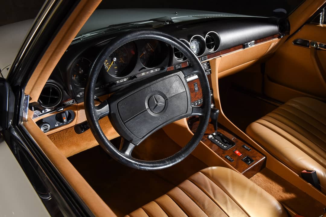 1988 Mercedes-Benz 560-Class 560 SL — photo 24