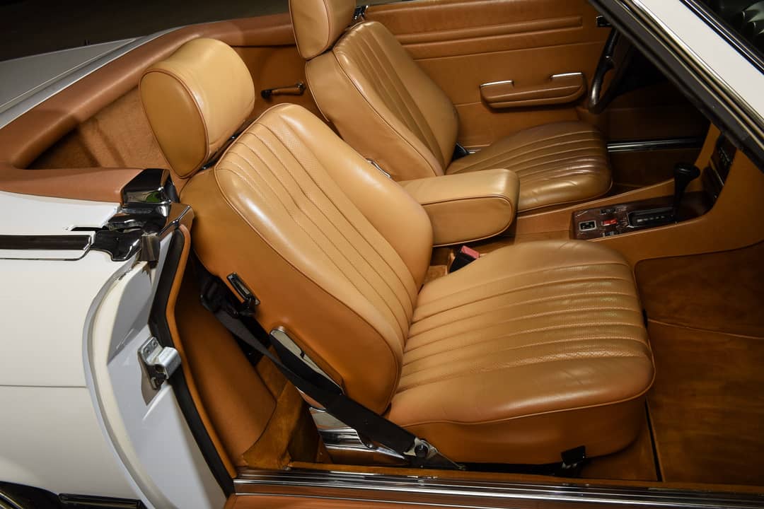 1988 Mercedes-Benz 560-Class 560 SL — photo 25