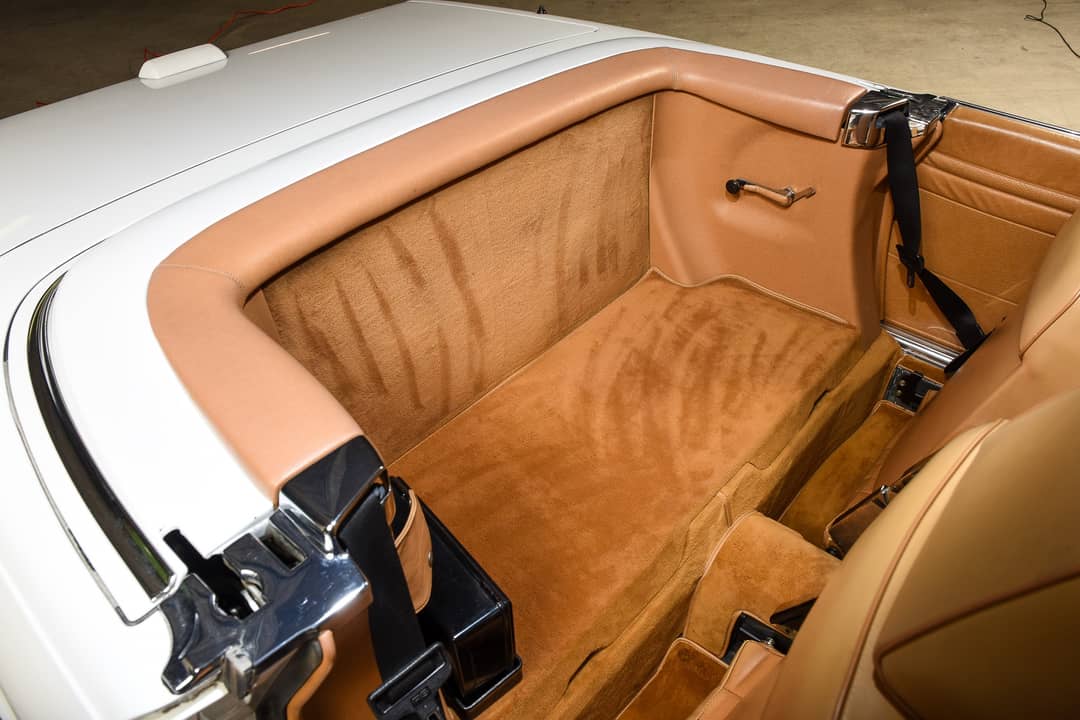 1988 Mercedes-Benz 560-Class 560 SL — photo 26