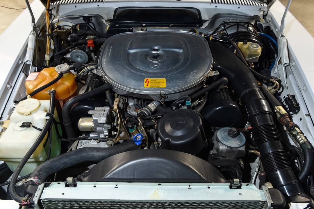 1988 Mercedes-Benz 560-Class 560 SL — photo 27