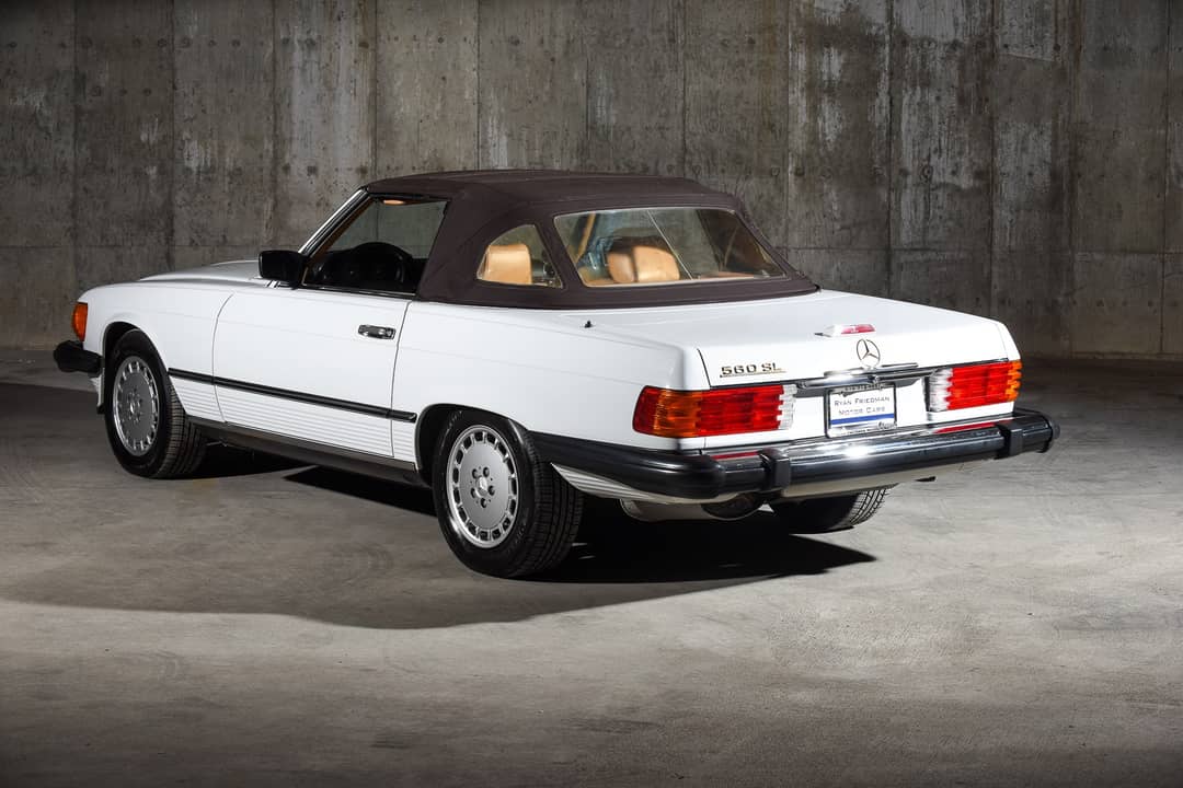 1988 Mercedes-Benz 560-Class 560 SL — photo 39