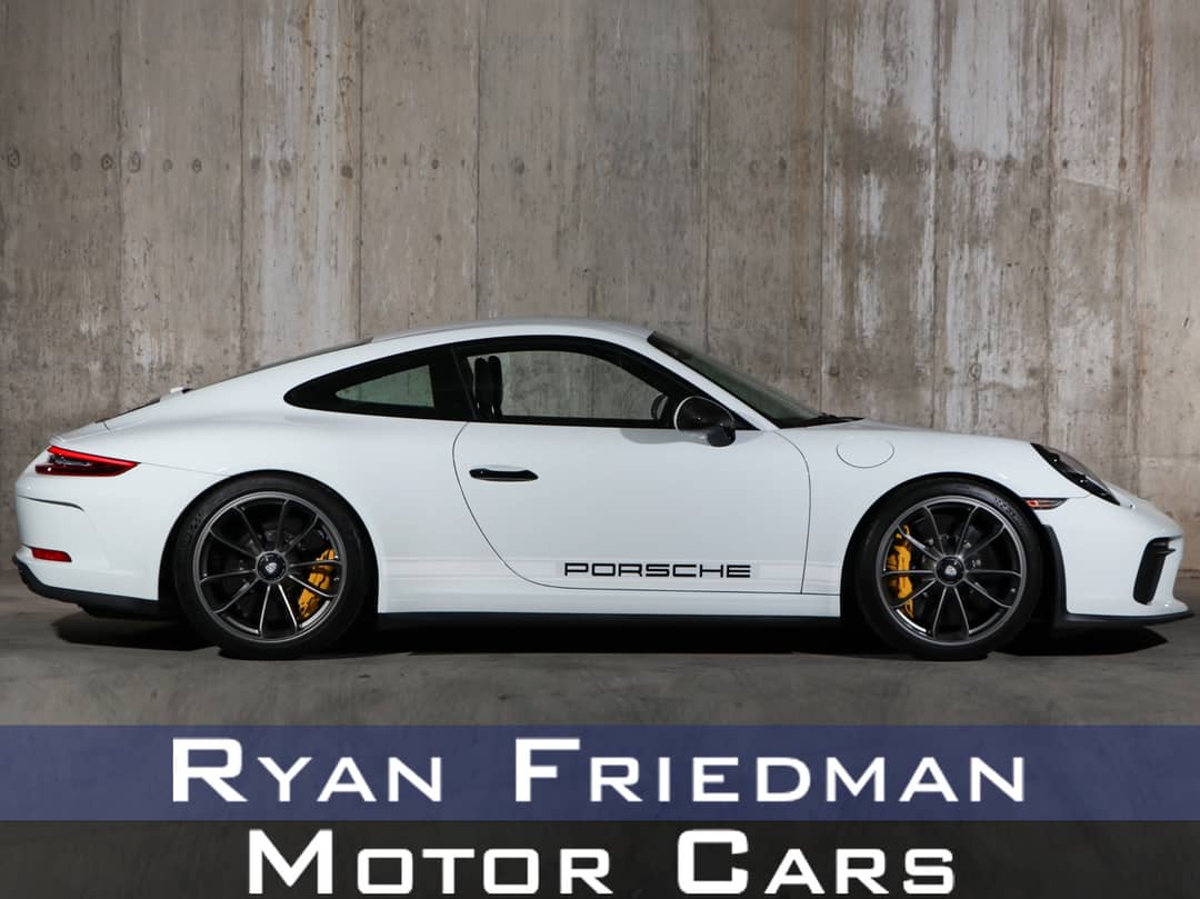 2018 Porsche 911 GT3 Touring — photo 1
