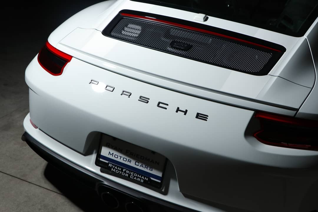 2018 Porsche 911 GT3 Touring — photo 13
