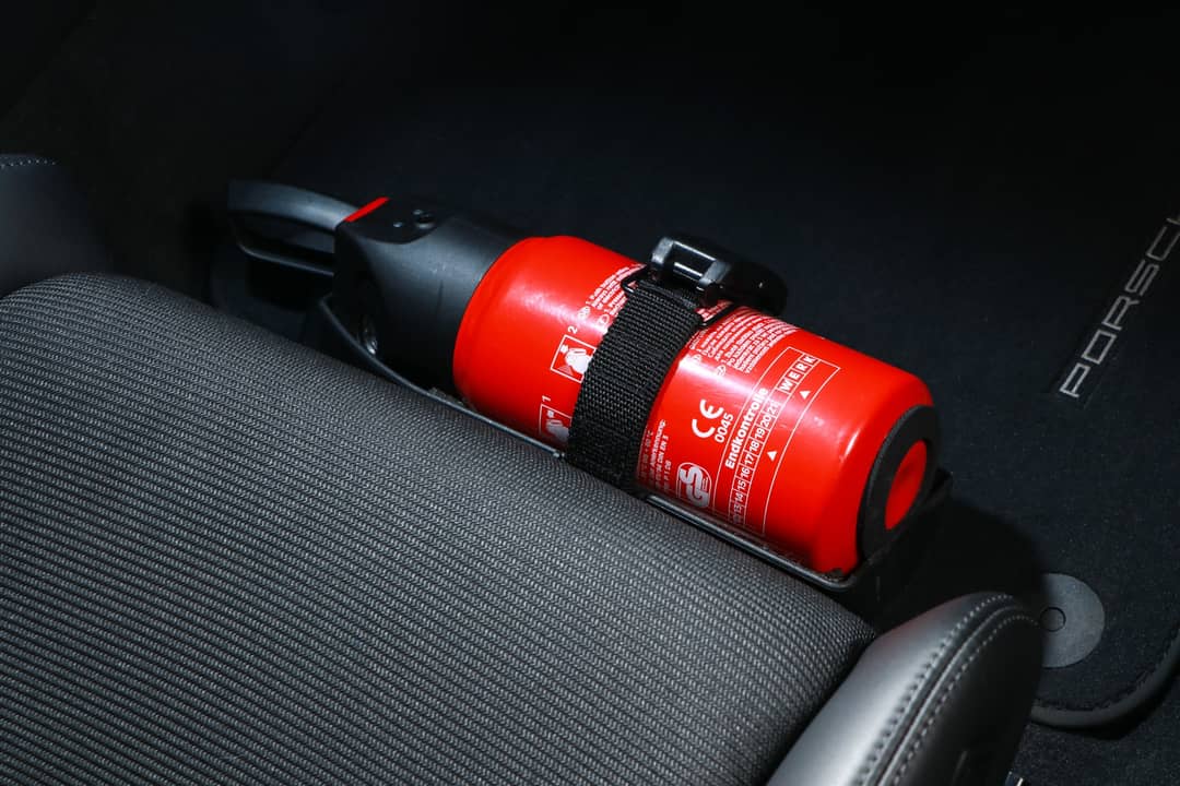 2018 Porsche 911 GT3 Touring — photo 31
