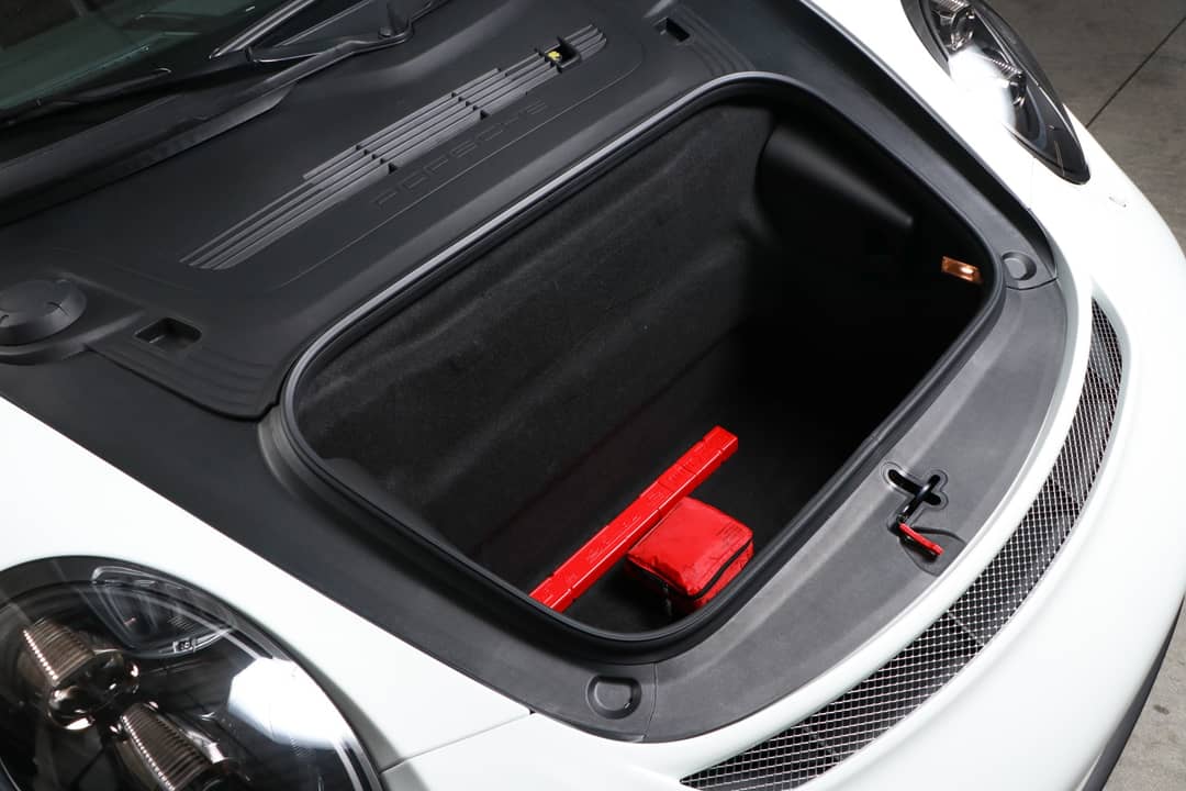 2018 Porsche 911 GT3 Touring — photo 33