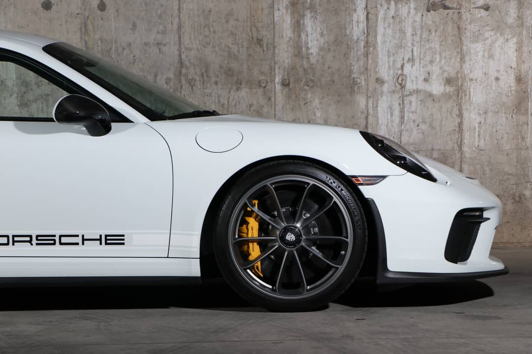 2018 Porsche 911 GT3 Touring — photo 6