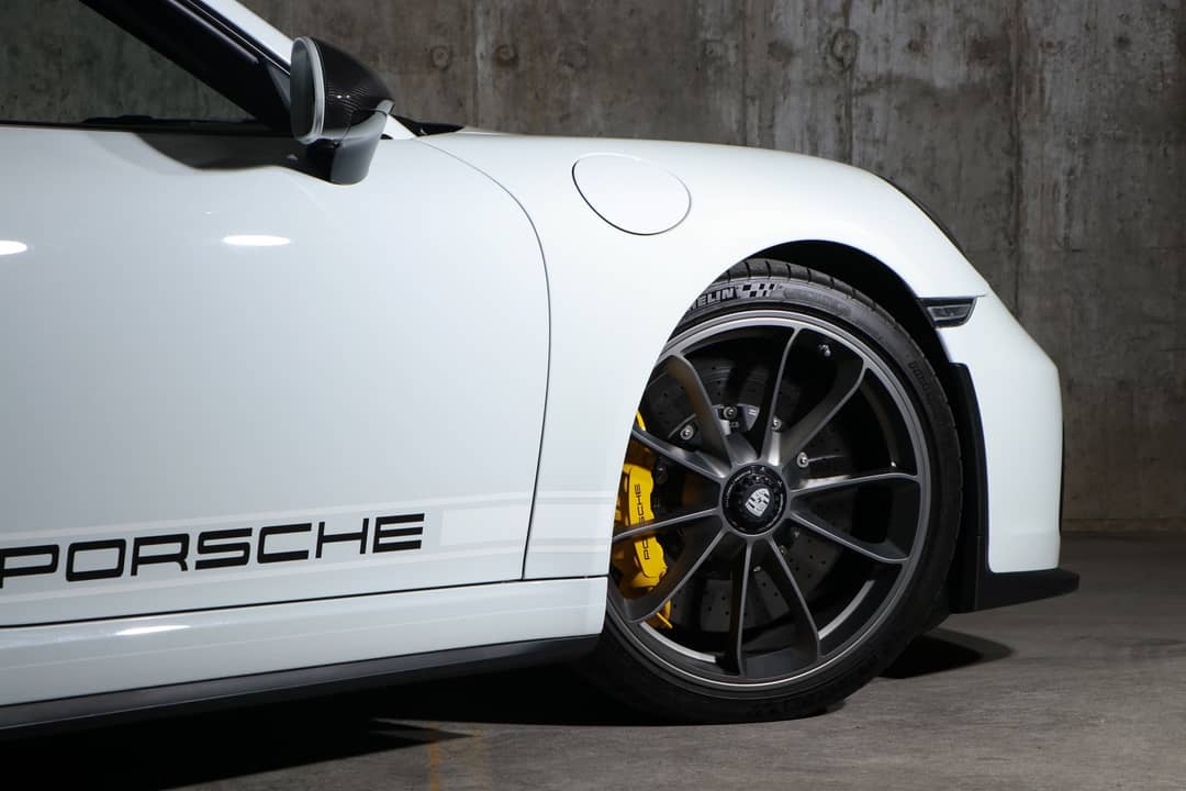 2018 Porsche 911 GT3 Touring — photo 7