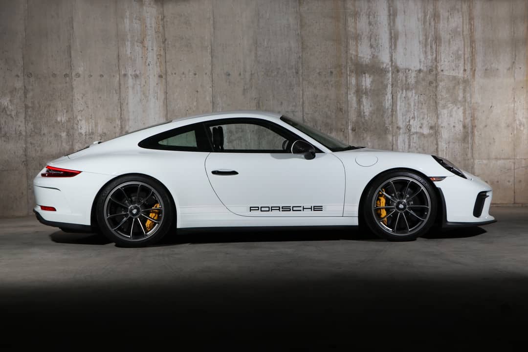 2018 Porsche 911 GT3 Touring — photo 10