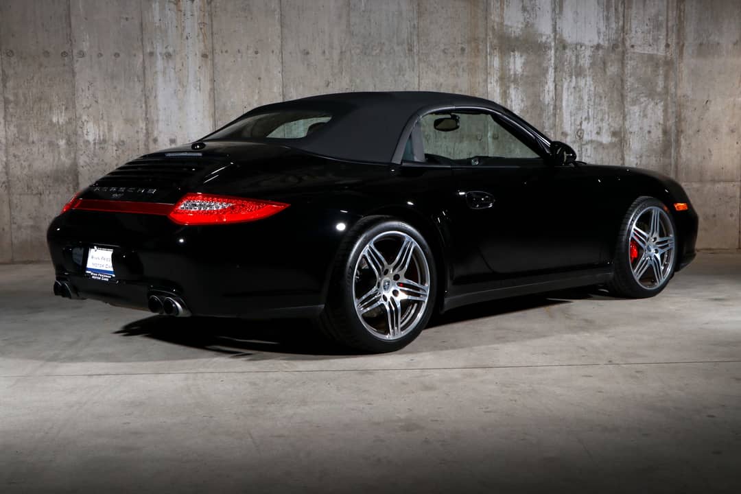 2012 Porsche 911 Carrera 4S — photo 15