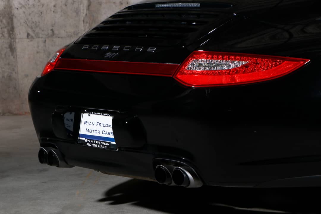 2012 Porsche 911 Carrera 4S — photo 17