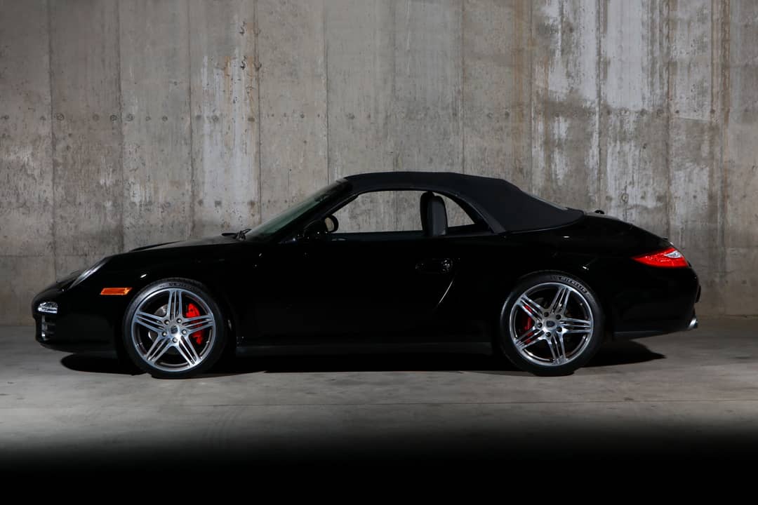2012 Porsche 911 Carrera 4S — photo 22