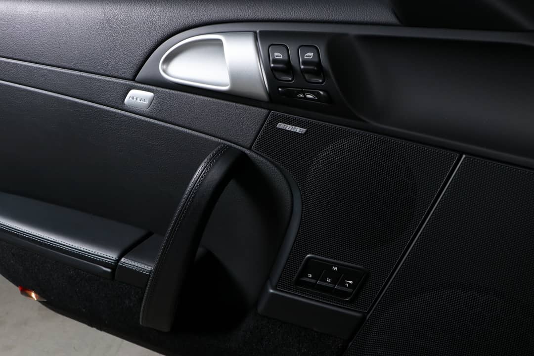 2012 Porsche 911 Carrera 4S — photo 31