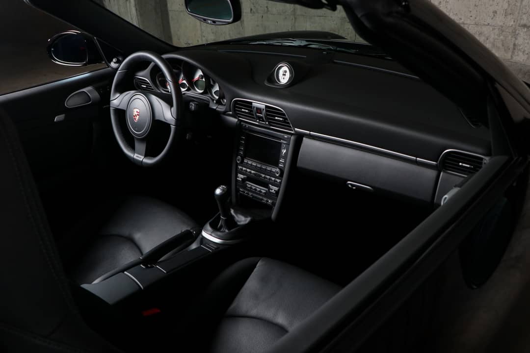 2012 Porsche 911 Carrera 4S — photo 32