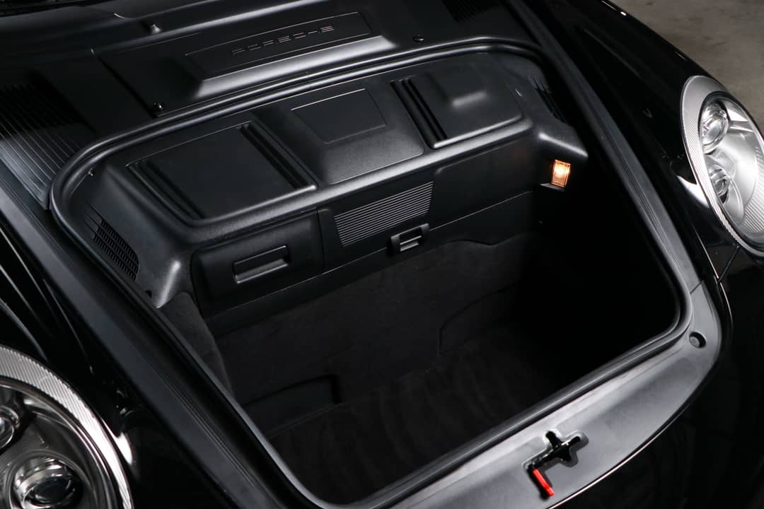 2012 Porsche 911 Carrera 4S — photo 38