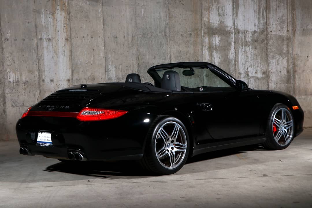 2012 Porsche 911 Carrera 4S — photo 5