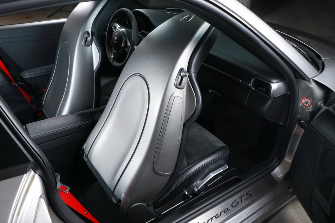 2011 Porsche 911 Carrera GTS — photo 40