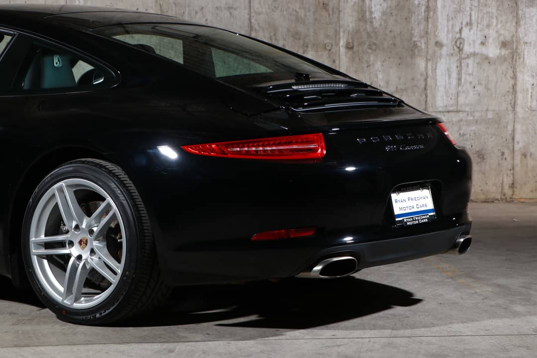 2014 Porsche 911 Carrera — photo 17