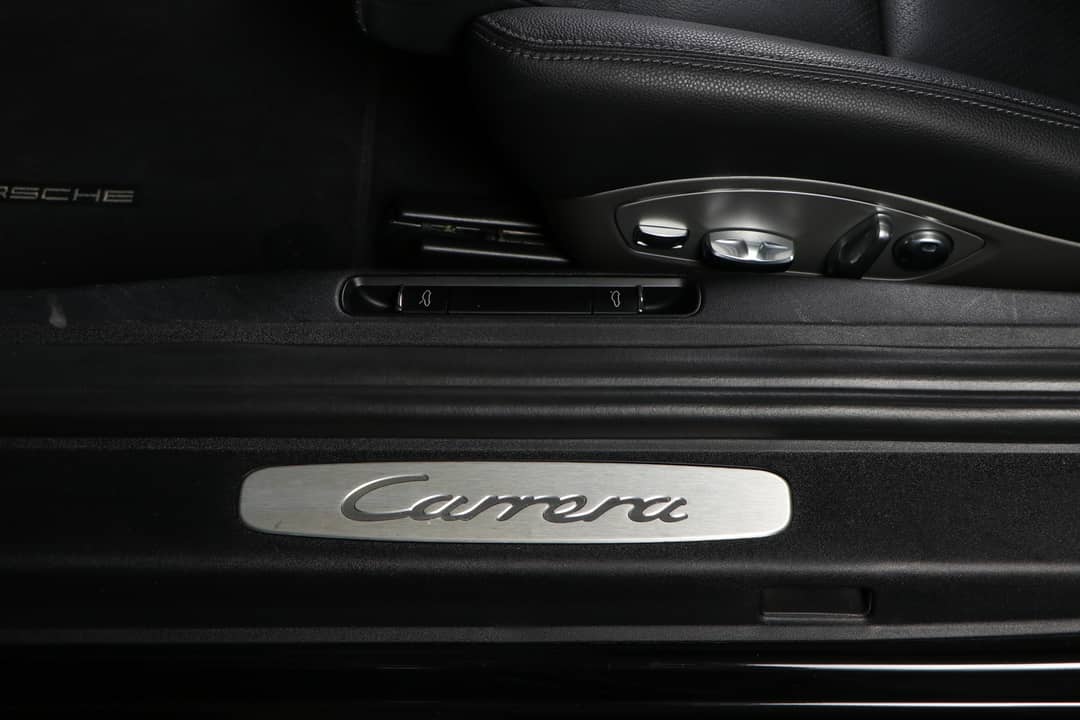 2014 Porsche 911 Carrera — photo 22