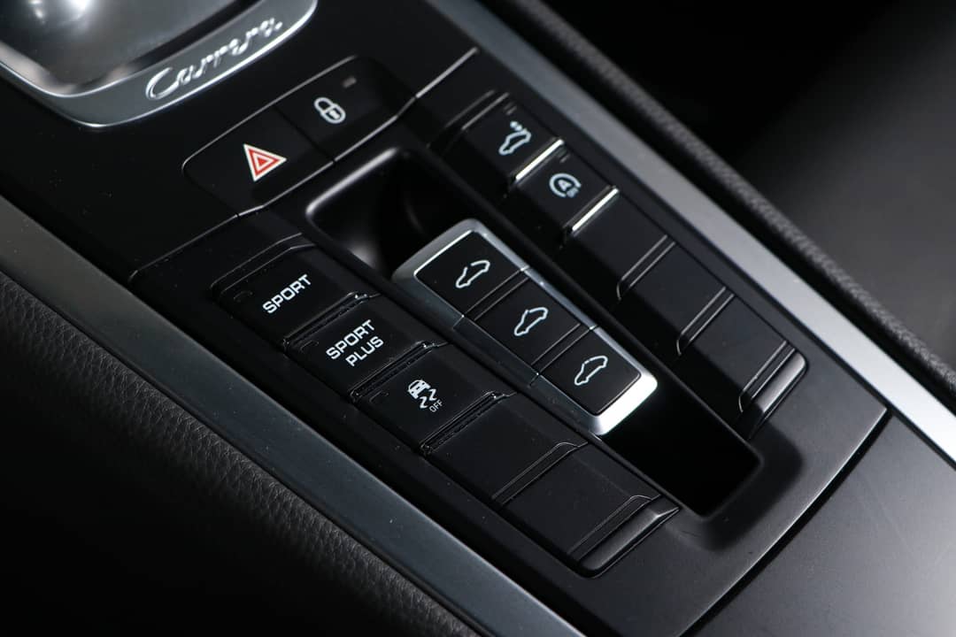 2014 Porsche 911 Carrera — photo 25