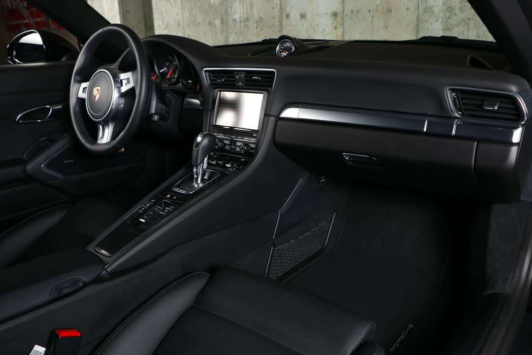 2014 Porsche 911 Carrera — photo 31