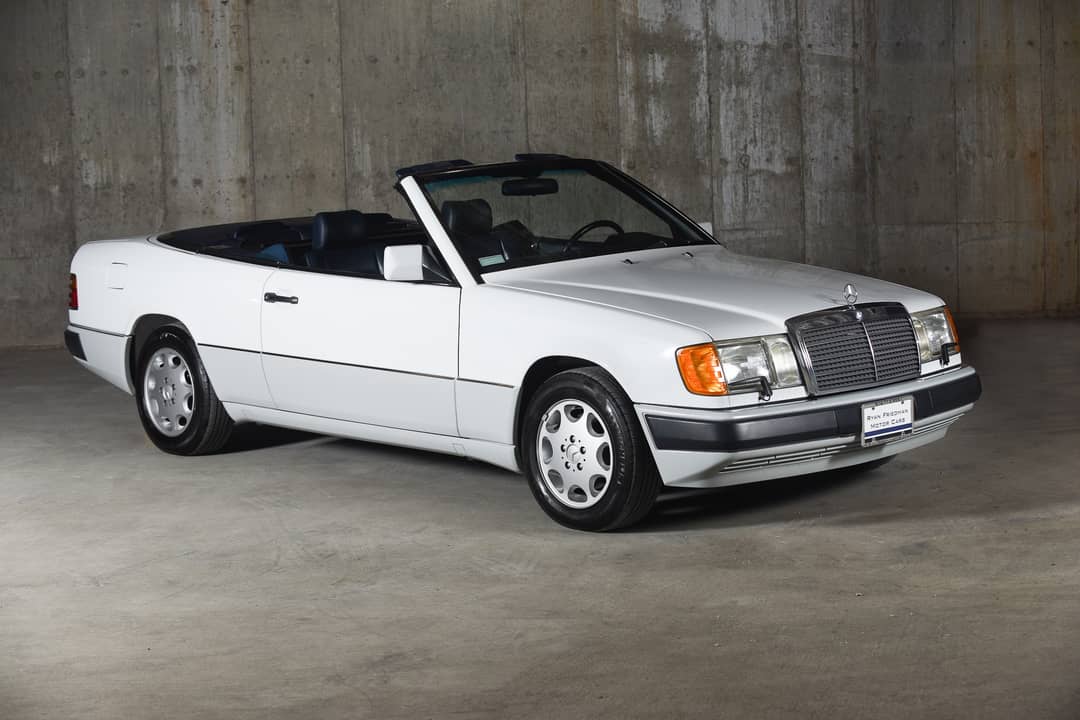 1993 Mercedes-Benz 300-Class 300 CE — photo 3
