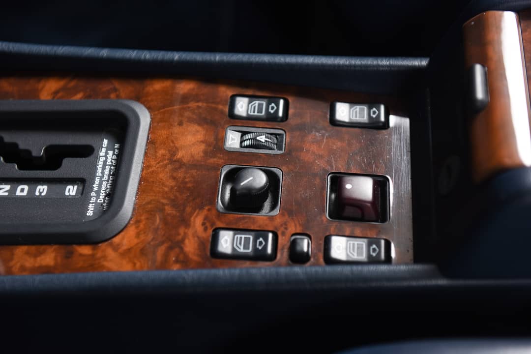 1993 Mercedes-Benz 300-Class 300 CE — photo 27