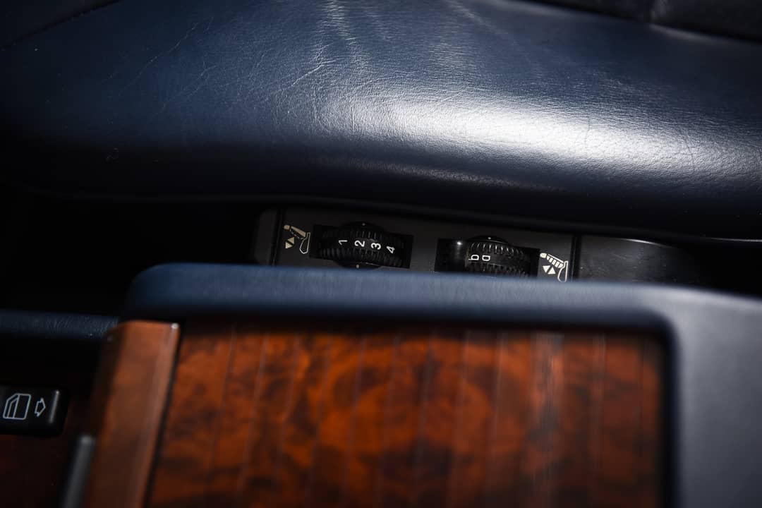 1993 Mercedes-Benz 300-Class 300 CE — photo 28