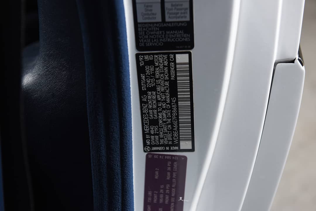 1993 Mercedes-Benz 300-Class 300 CE — photo 31