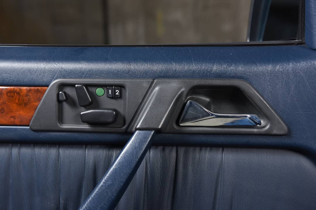 1993 Mercedes-Benz 300-Class 300 CE — photo 34