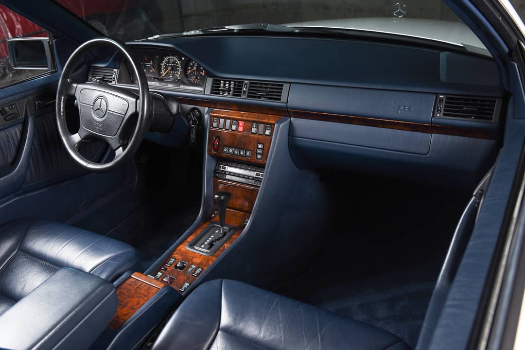 1993 Mercedes-Benz 300-Class 300 CE — photo 8