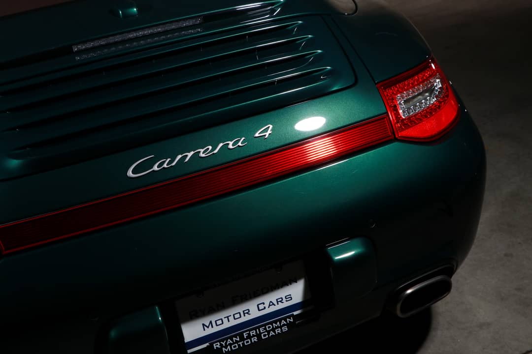 2010 Porsche 911 Carrera 4 — photo 12