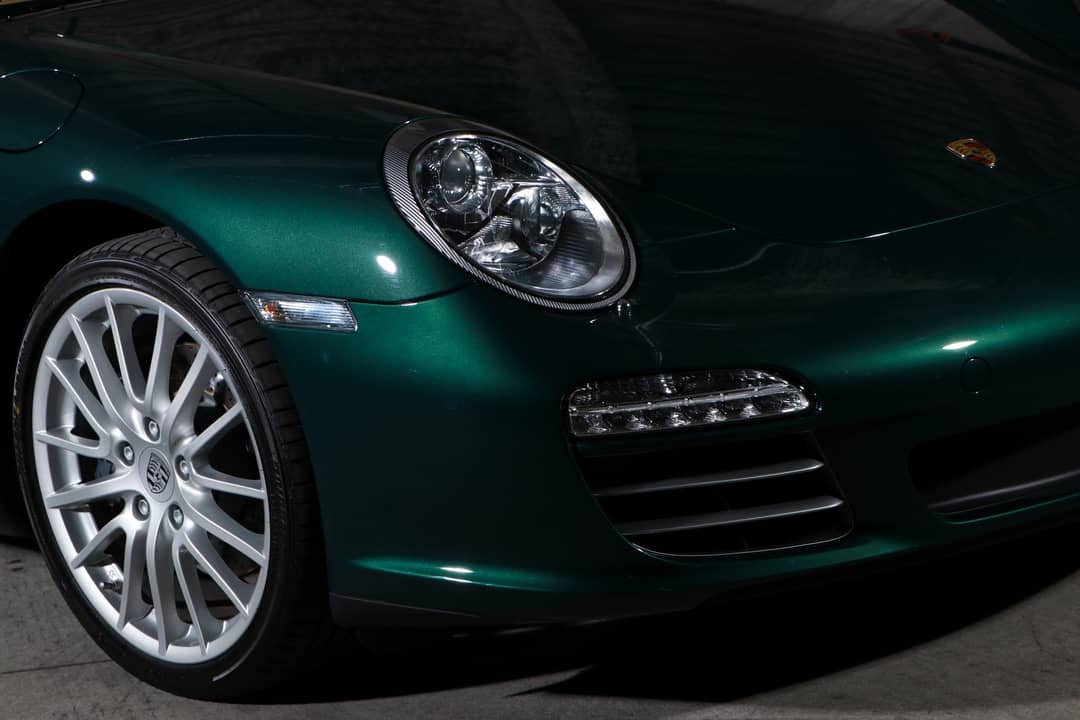 2010 Porsche 911 Carrera 4 — photo 14