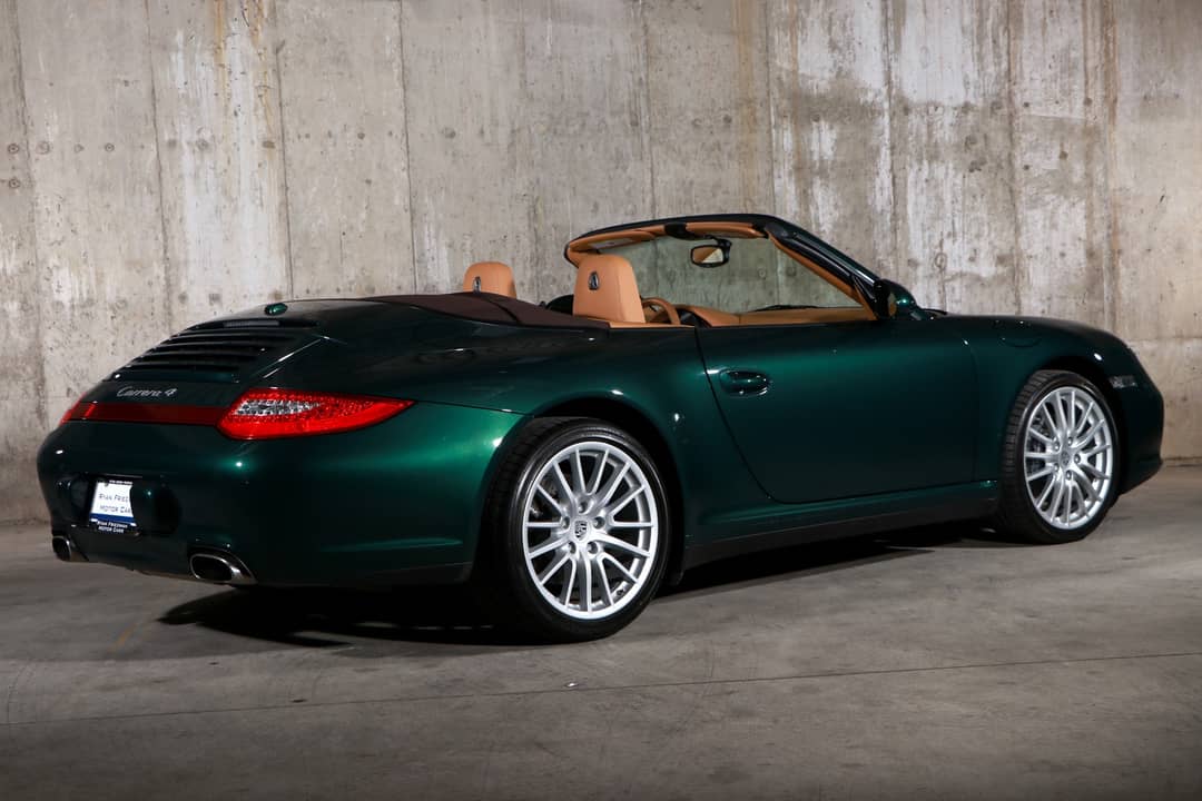 2010 Porsche 911 Carrera 4 — photo 3