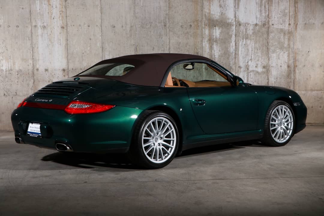 2010 Porsche 911 Carrera 4 — photo 20
