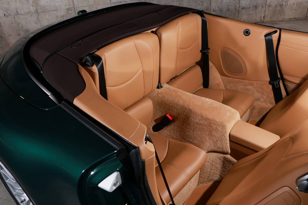 2010 Porsche 911 Carrera 4 — photo 38
